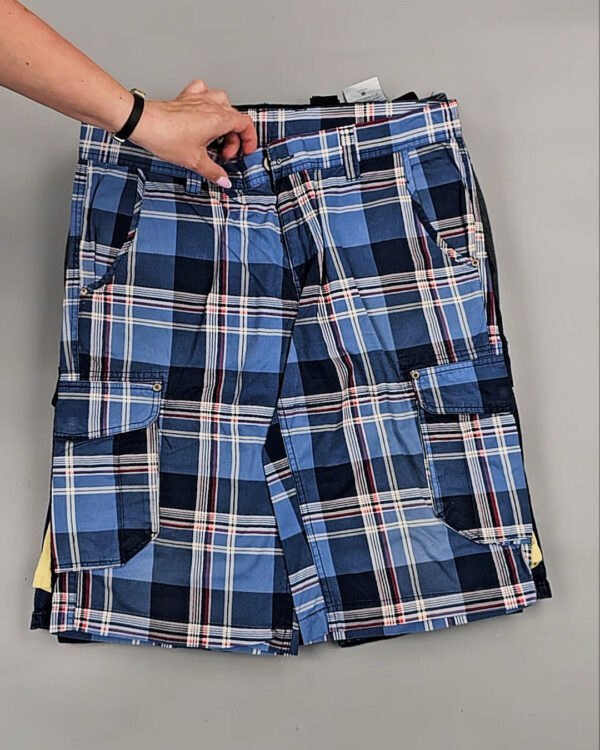 Фотография  831 - Шорты#10 кг, ЛОТ № ВК0108 оптом в Петропавловске-Камчатском и Камчатском крае