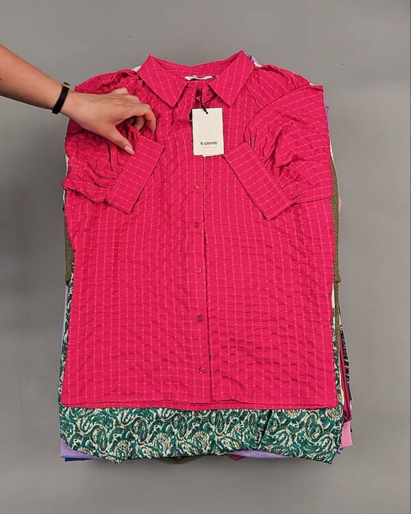 Фотография  168 - B.YOUNG Summer mix 045#15 кг, ЛОТ №8570 оптом в Петропавловске-Камчатском и Камчатском крае