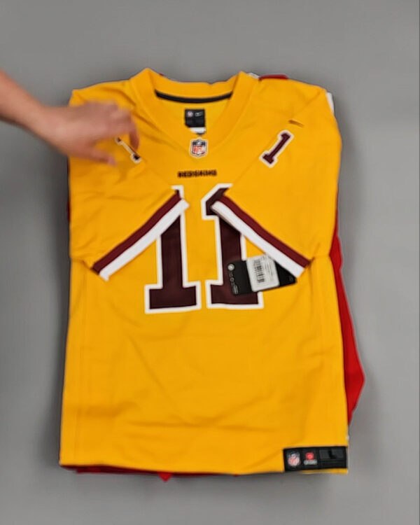 Фотография  333 - KIDS NIKE CAN 084#5 кг, ЛОТ №8476 оптом в Петропавловске-Камчатском и Камчатском крае