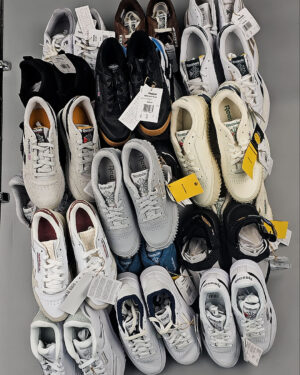 Купить Кроссовки Reebok#23 шт, ЛОТ №8896 оптом в Петропавловске-Камчатском и Камчатском крае