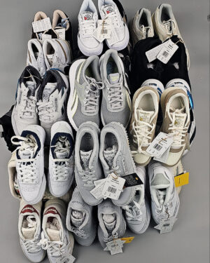 Купить Кроссовки Reebok#23 шт, ЛОТ №8897 оптом в Петропавловске-Камчатском и Камчатском крае