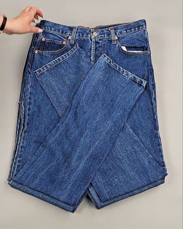 Фотография  891 - Джинсы LEVIS муж #6,3 кг, ЛОТ №8759 оптом в Петропавловске-Камчатском и Камчатском крае