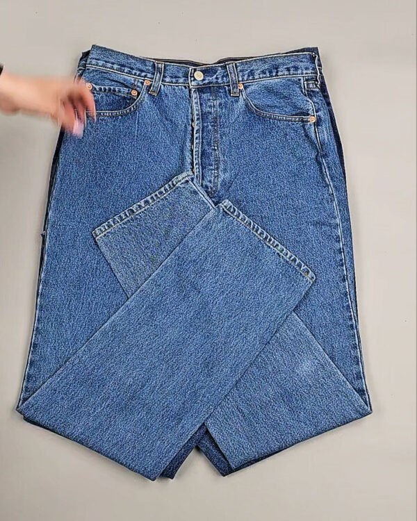 Фотография  976 - Джинсы LEVIS муж #6,3 кг, ЛОТ №8759 оптом в Петропавловске-Камчатском и Камчатском крае