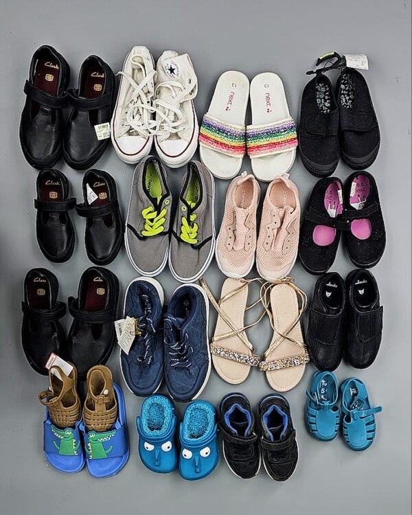 Фотография  666 - Обувь лето дети крем+экстра (SHOES Summer kids Cream+Extra)#15 кг, ЛОТ № ВК0119 оптом в Петропавловске-Камчатском и Камчатском крае