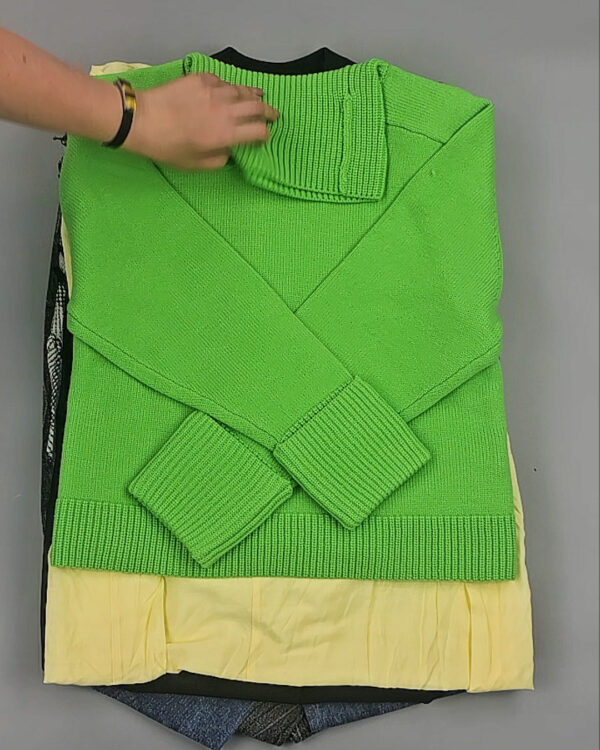 Фотография  785 - CO COUTURE mix 075#25 шт, ЛОТ №9010 оптом в Петропавловске-Камчатском и Камчатском крае