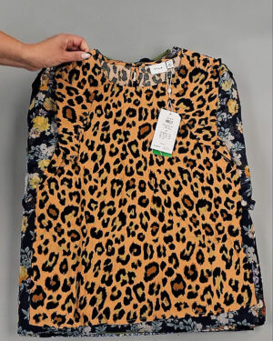 Фотография  816 - Блузки+Джемпера Bestseller Summer 045 B#8,5 кг, ЛОТ №9039 оптом в Петропавловске-Камчатском и Камчатском крае