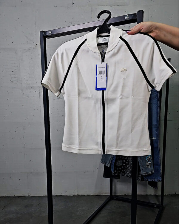 Фотография  950 - LACOSTE, CALVIN KLEIN, TOMMY HILFIGER, GUESS + 075#19 шт, ЛОТ №9073 оптом в Петропавловске-Камчатском и Камчатском крае