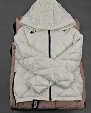 Купить Верхняя одежда женская CAN 104#15 кг, ЛОТ СТ-9350 оптом в Петропавловске-Камчатском и Камчатском крае