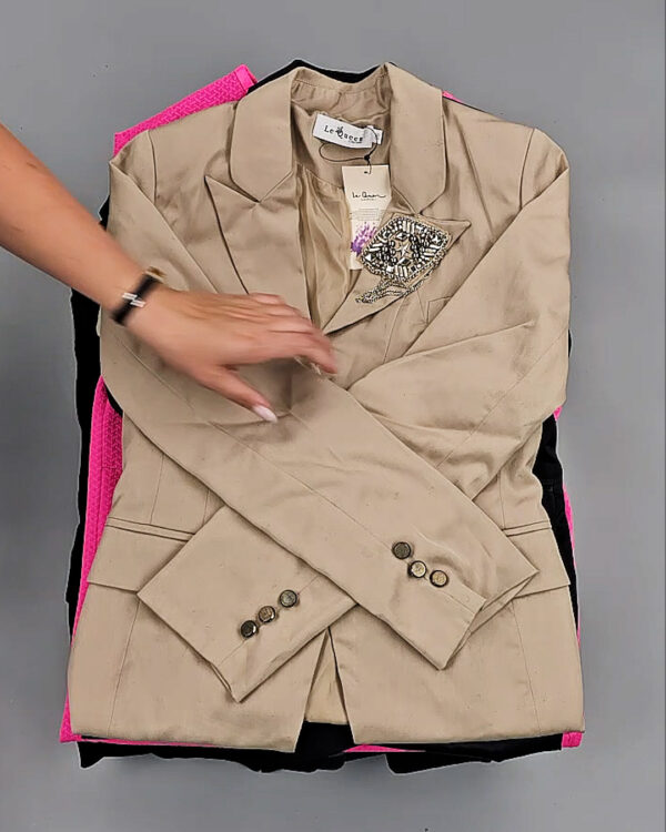 Фотография  506 - Жакеты Корея 085#10 кг, ЛОТ № СТ-9238 оптом в Петропавловске-Камчатском и Камчатском крае