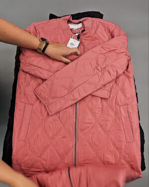 Фотография  885 - Верхняя одежда VILA#10 кг оптом в Петропавловске-Камчатском и Камчатском крае