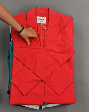 Фотография  579 - Толстовки+Верхняя одежда Bestseller Summer 045 B#7,2 кг, ЛОТ СТ-9323 оптом в Петропавловске-Камчатском и Камчатском крае