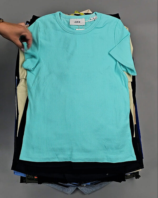 Фотография  142 - JACK JONES Women mix 075 #15 кг, ЛОТ СТ-9183 оптом в Петропавловске-Камчатском и Камчатском крае