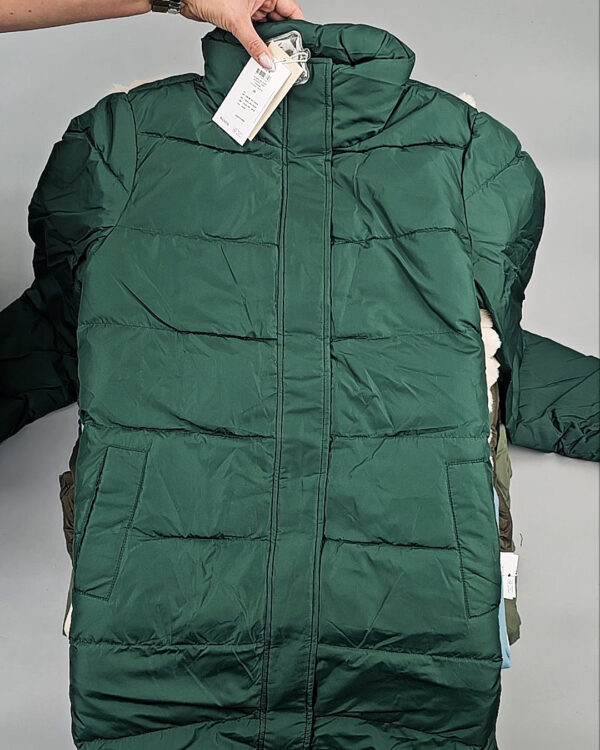 Фотография  657 - Верхняя одежда VILA 104#10 кг, ЛОТ СТ-9320 оптом в Петропавловске-Камчатском и Камчатском крае