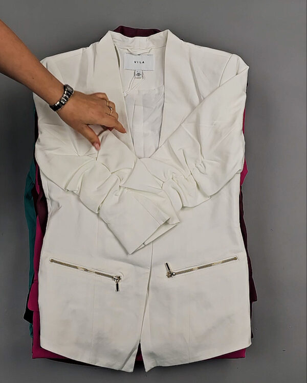 Фотография  283 - Толстовки+Верхняя одежда Bestseller Summer 045 B#7,2 кг, ЛОТ СТ-9323 оптом в Петропавловске-Камчатском и Камчатском крае