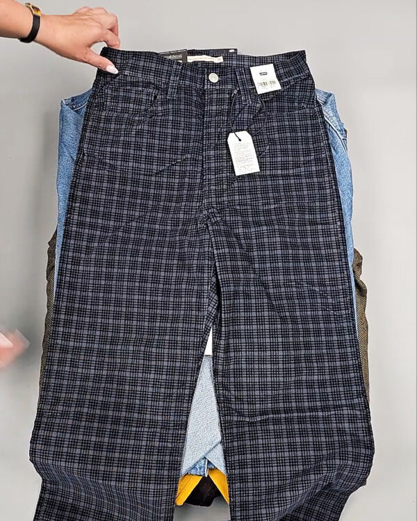 Фотография  695 - Levis mix SW 03#10 кг, ЛОТ СТ-9169 оптом в Петропавловске-Камчатском и Камчатском крае