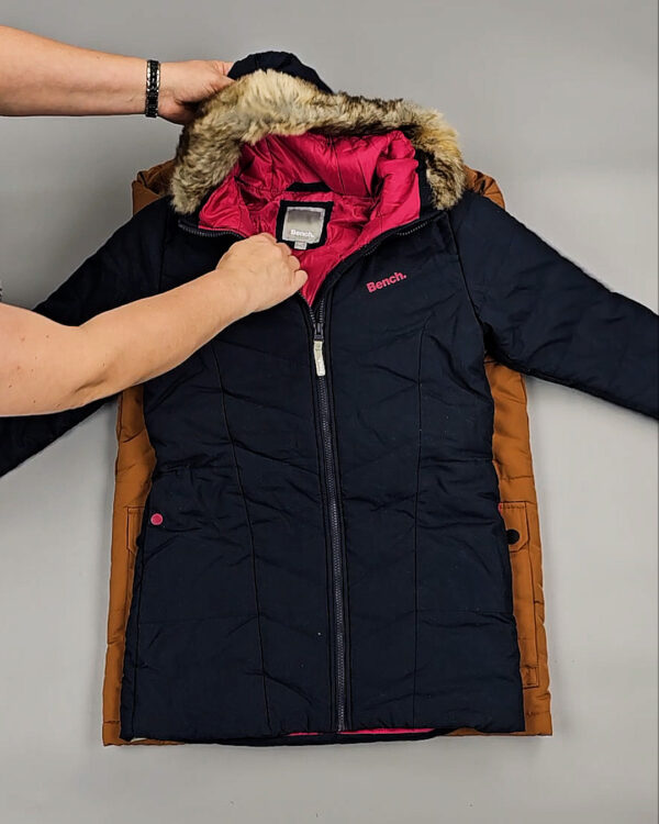 Фотография  657 - Верхняя одежда СТОК дети 065#10 кг, ЛОТ СТ-9342 оптом в Петропавловске-Камчатском и Камчатском крае