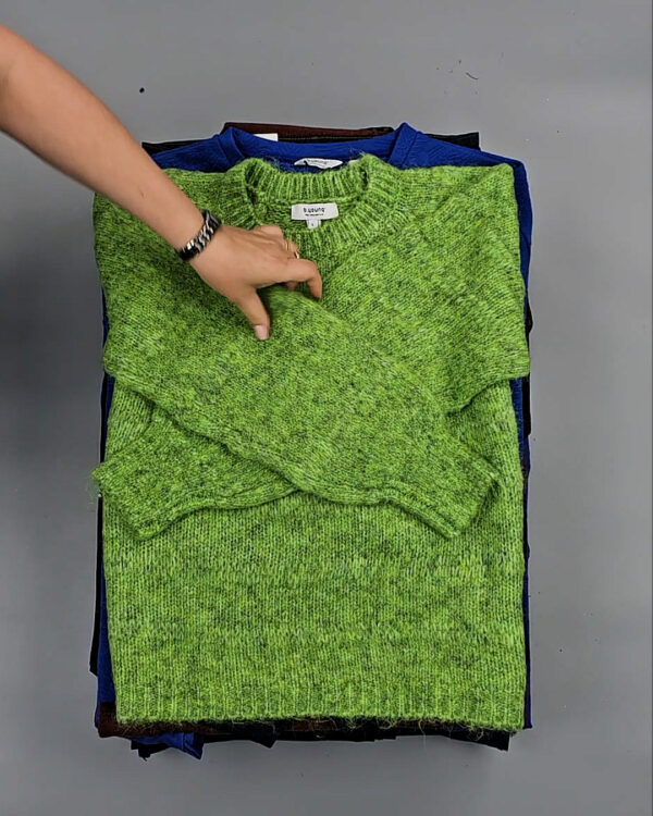 Фотография  546 - B.YOUNG Winter mix 104#15 кг, ЛОТ СТ-9195 оптом в Петропавловске-Камчатском и Камчатском крае