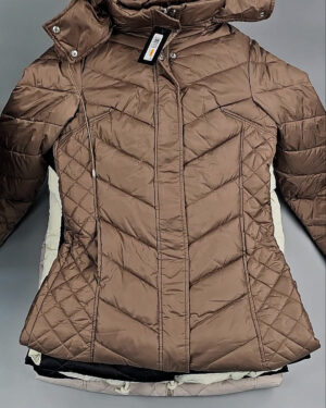 Фотография  948 - Верхняя одежда женская CAN 104#15 кг, ЛОТ СТ-9350 оптом в Петропавловске-Камчатском и Камчатском крае