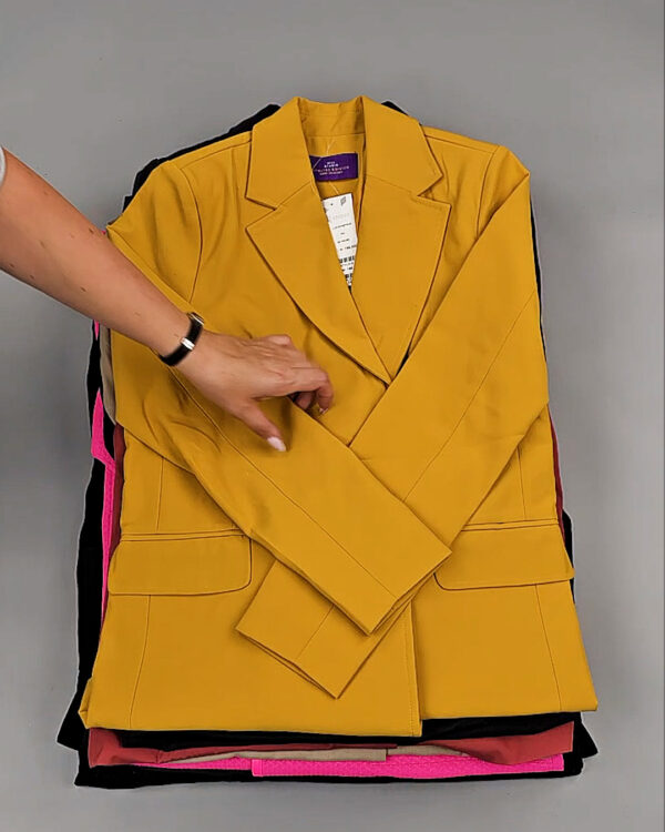 Фотография  339 - Жакеты Корея 085#10 кг, ЛОТ № СТ-9241 оптом в Петропавловске-Камчатском и Камчатском крае