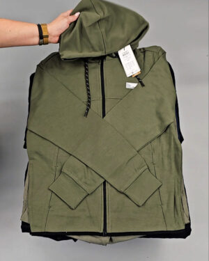 Фотография  873 - Мужской зимний микс JACK JONES, 20 кг, ЛОТ № СТ-9266 оптом в Петропавловске-Камчатском и Камчатском крае