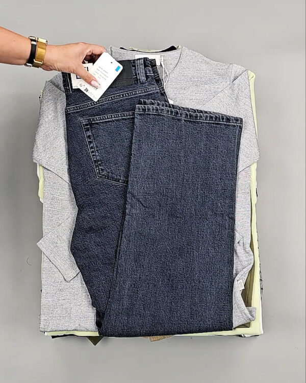 Фотография  496 - CASUAL FRIDAY Summer 075#15,6 кг, ЛОТ № СТ-9273 оптом в Петропавловске-Камчатском и Камчатском крае