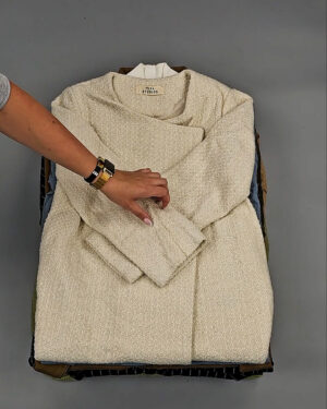 Фотография  605 - Верхняя одежда Корея 085#15 кг оптом в Петропавловске-Камчатском и Камчатском крае