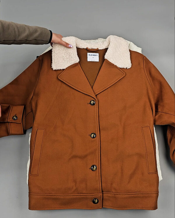 Фотография  137 - Верхняя одежда женская CAN 104#15 кг, ЛОТ СТ-9351 оптом в Петропавловске-Камчатском и Камчатском крае