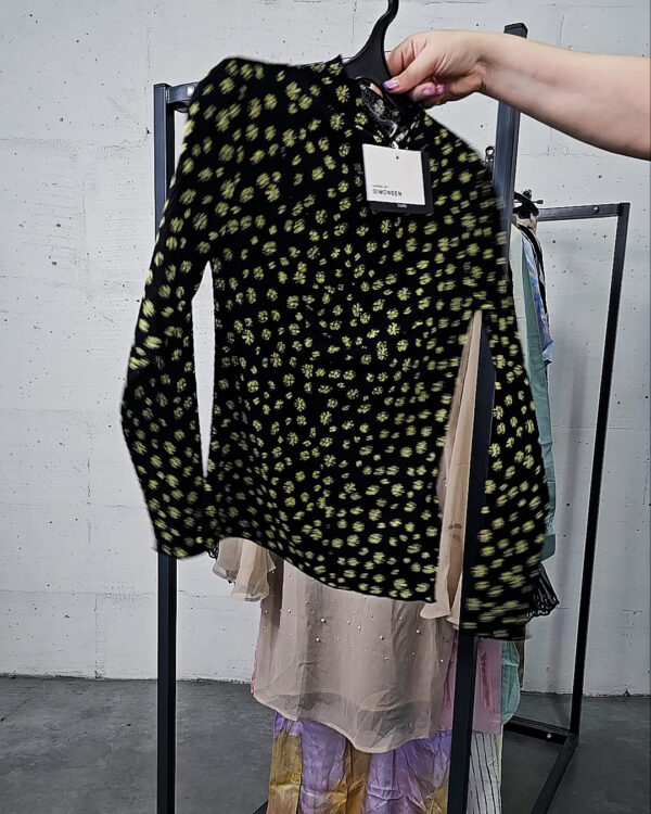 Фотография  881 - Karen by Simonsen mix 075#23 шт, ЛОТ №9100 оптом в Петропавловске-Камчатском и Камчатском крае