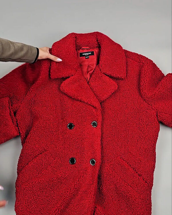 Фотография  969 - Верхняя одежда женская CAN 104#15 кг, ЛОТ СТ-9352 оптом в Петропавловске-Камчатском и Камчатском крае