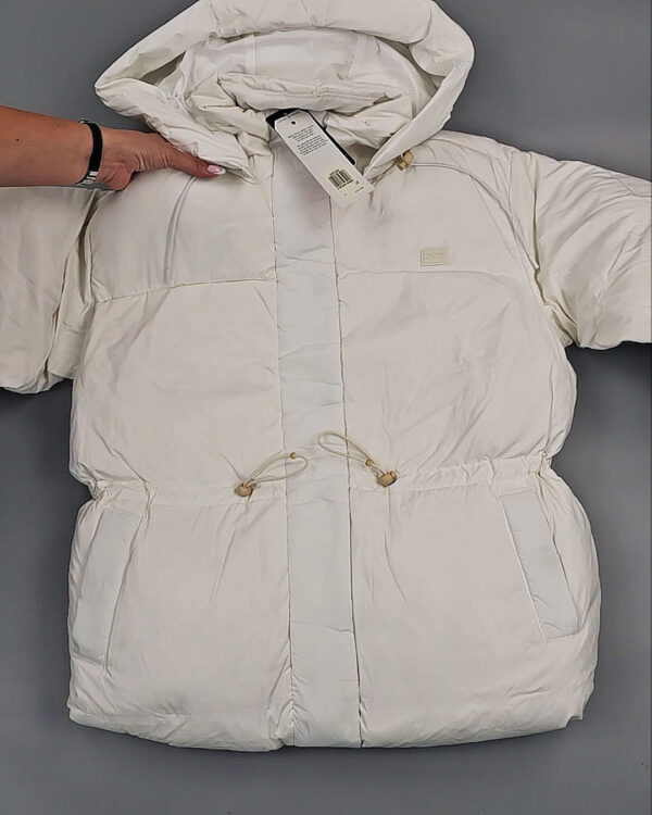 Фотография  137 - Levis mix SW 03#10 кг, ЛОТ СТ-9168 оптом в Петропавловске-Камчатском и Камчатском крае