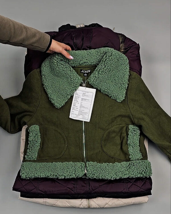 Фотография  340 - Верхняя одежда женская CAN 104#15 кг, ЛОТ СТ-9350 оптом в Петропавловске-Камчатском и Камчатском крае