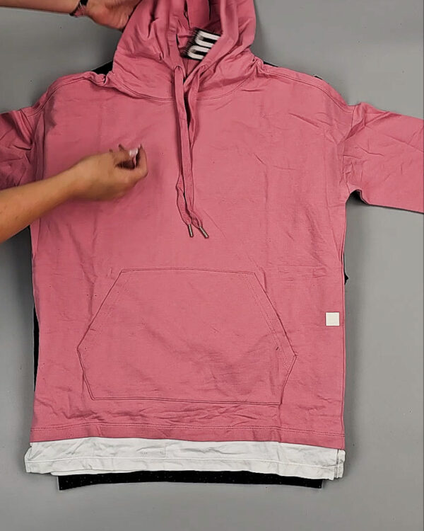 Фотография  390 - Толстовки Корея 085#7,5 кг оптом в Петропавловске-Камчатском и Камчатском крае