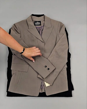 Фотография  281 - Жакеты Корея 085#10 кг, ЛОТ № СТ-9240 оптом в Петропавловске-Камчатском и Камчатском крае