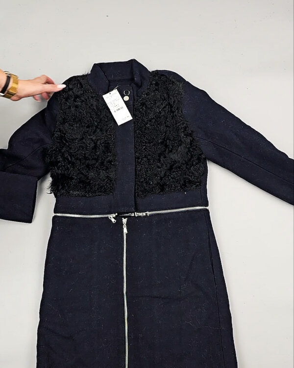 Фотография  490 - Верхняя одежда Корея 085#15 кг, ЛОТ № СТ-9247 оптом в Петропавловске-Камчатском и Камчатском крае