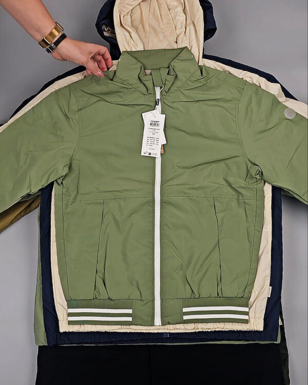 Фотография  697 - Ветровки BLEND HE + 075#10,3 кг, ЛОТ СТ-9570 оптом в Петропавловске-Камчатском и Камчатском крае