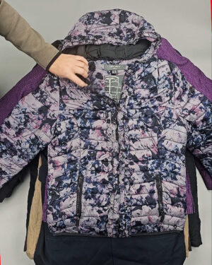 Фотография  704 - Куртки#25 кг, ЛОТ № СХ-0169 оптом в Петропавловске-Камчатском и Камчатском крае