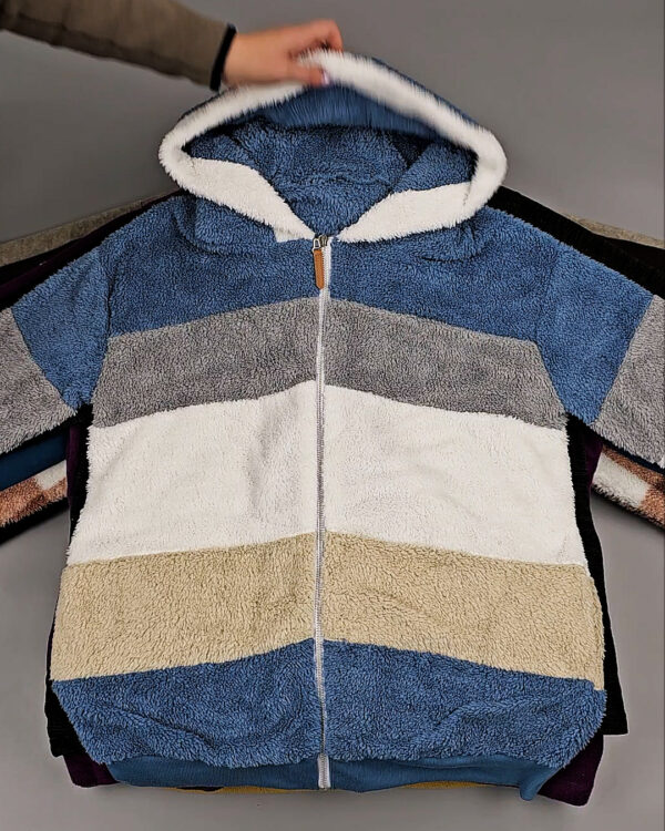 Фотография  601 - Флис#20 кг, ЛОТ № СХ-0176 оптом в Петропавловске-Камчатском и Камчатском крае