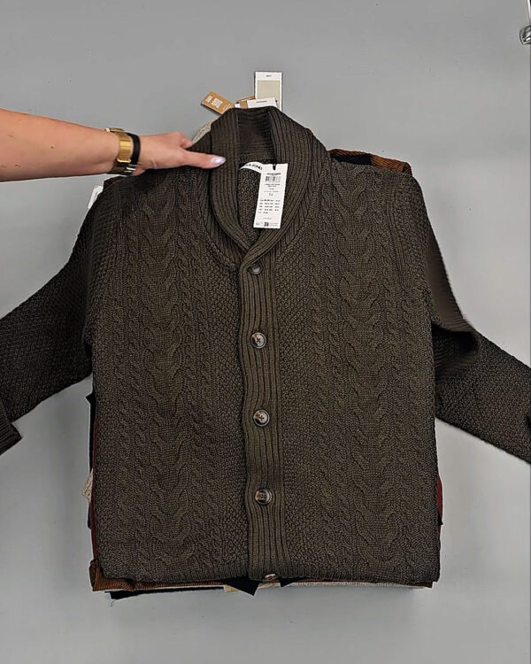 Фотография  882 - Мужской зимний микс JACK JONES, 20 кг, ЛОТ № СТ-9445 оптом в Петропавловске-Камчатском и Камчатском крае