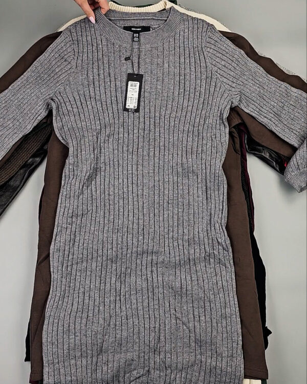 Фотография  240 - Платья Bestseller+DK Winter 035#7 кг, ЛОТ СТ-9919 оптом в Петропавловске-Камчатском и Камчатском крае