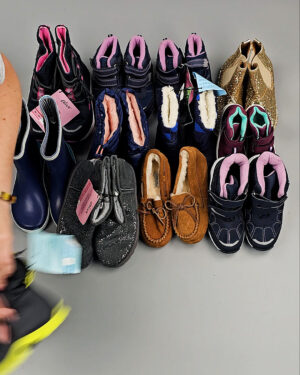 Фотография  210 - Обувь СТОК дети зима 065#6,5 кг, ЛОТ СТ-9663 оптом в Петропавловске-Камчатском и Камчатском крае