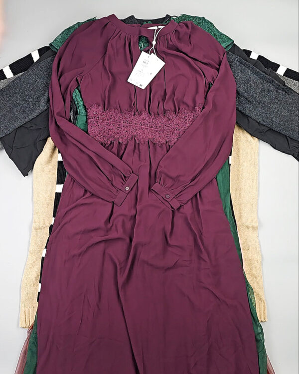 Фотография  947 - Платья VILA Winter 104#7 кг, ЛОТ СТ-9903 оптом в Петропавловске-Камчатском и Камчатском крае