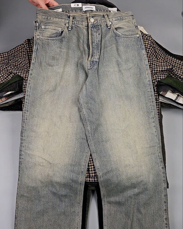 Фотография  881 - JACK JONES Men Winter mix 045#15 кг, ЛОТ СТ-9965 оптом в Петропавловске-Камчатском и Камчатском крае