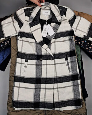 Купить Верхняя одежда VILA#10,4 кг, ЛОТ СТ-9712 оптом в Петропавловске-Камчатском и Камчатском крае