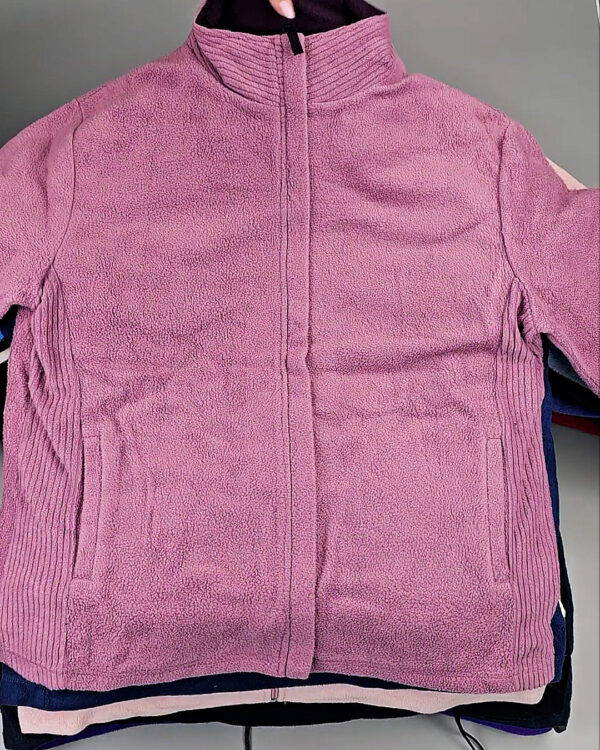 Фотография  881 - Флис (Fleece Tops LUX)#20 кг, ЛОТ СХ-0240 оптом в Петропавловске-Камчатском и Камчатском крае