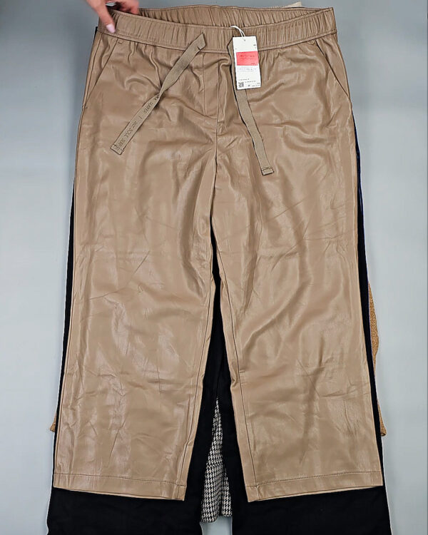 Фотография  353 - Брюки женские зима C&A 025#10 кг, ЛОТ СТ-9907 оптом в Петропавловске-Камчатском и Камчатском крае