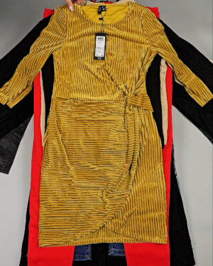 Фотография  220 - DK+Bestseller 085#16 кг, ЛОТ СТ-9952 оптом в Петропавловске-Камчатском и Камчатском крае