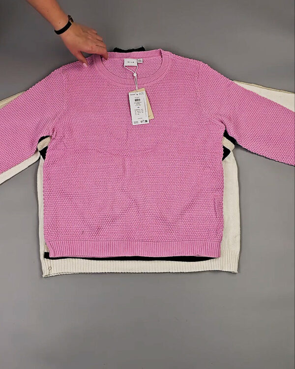 Фотография  917 - Джемпера VILA W 104#7 кг оптом в Петропавловске-Камчатском и Камчатском крае