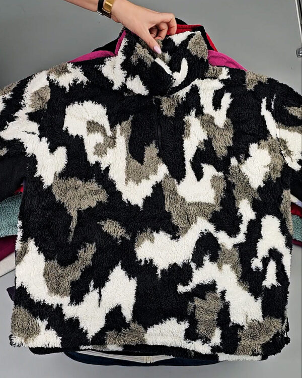 Фотография  295 - Флис ( Pollar Fleece)#20 кг, ЛОТ СХ-0234 оптом в Петропавловске-Камчатском и Камчатском крае