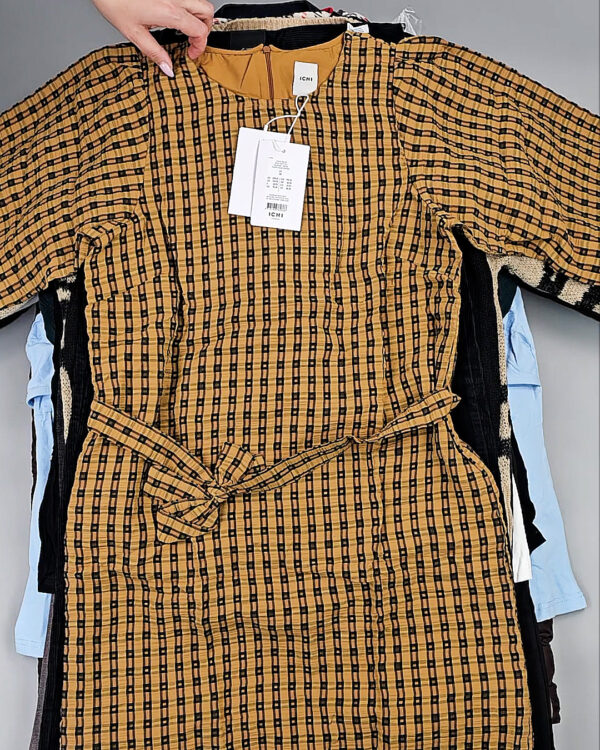 Фотография  287 - DK, Bestseller + Winter mix#15 кг, ЛОТ СТ-9957 оптом в Петропавловске-Камчатском и Камчатском крае