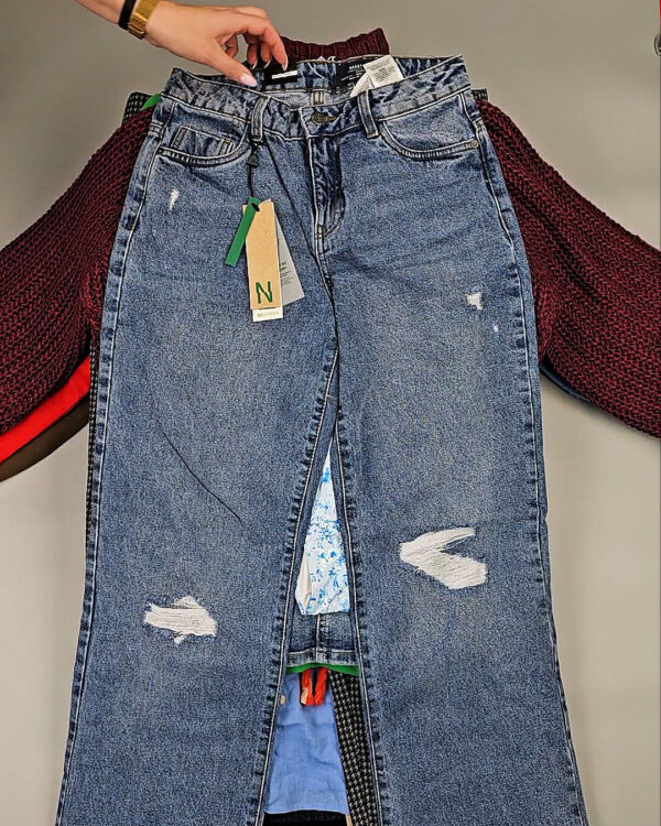 Фотография  657 - DK+Bestseller 085#16 кг, ЛОТ СТ-9950 оптом в Петропавловске-Камчатском и Камчатском крае